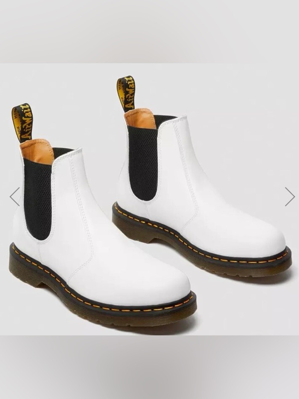 Dr. Martens Smooth Leather Chelsea Boots 2976 BEX size 9
